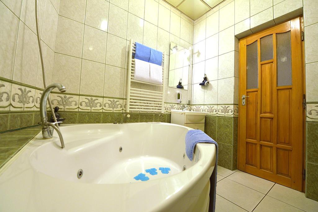 Atlas Accommodation Bukarest Værelse billede
