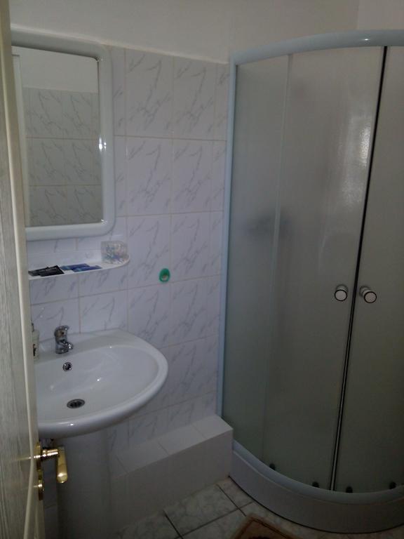 Atlas Accommodation Bukarest Værelse billede
